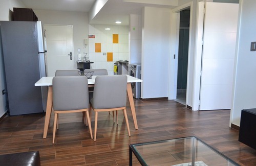 Santa Cruz Apartamento | Departamento elegante de un dormitorio en el centro de la ciudad