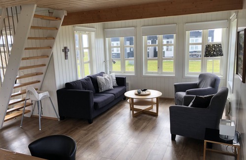 Hellnar Cabaña | GREAT LOCATION - LUXURY COTTAGE – UNIQUE SURROUNDINGS - GLACIER – NATIONAL PARK