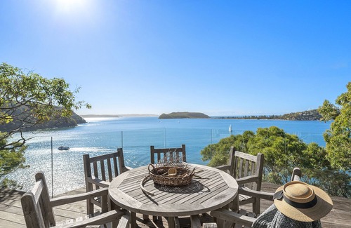 Great Mackerel Beach Casa | Gran caballa cabaña de playa (vistas de Palm Beach y Pittwater)