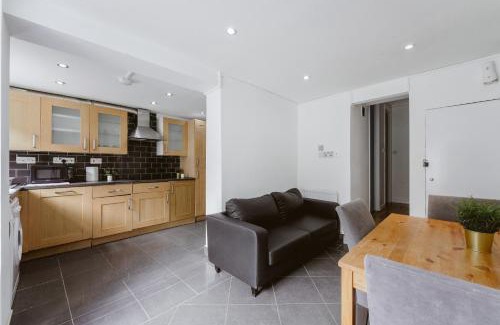 Tower Hamlets Casa | Great Rooms in Stepney Green Station - 12