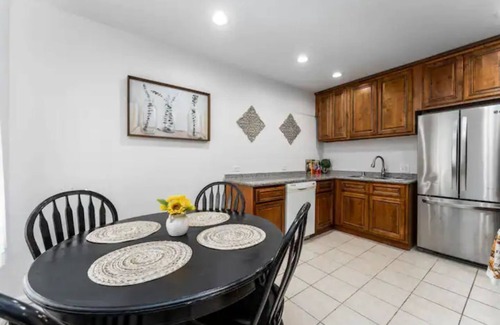 Lawndale Casa | Great South Bay home near LAX, SoFi & Beaches!