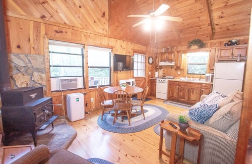 Clarkesville Cabina | Great Value for Summer Fun in the Mountains