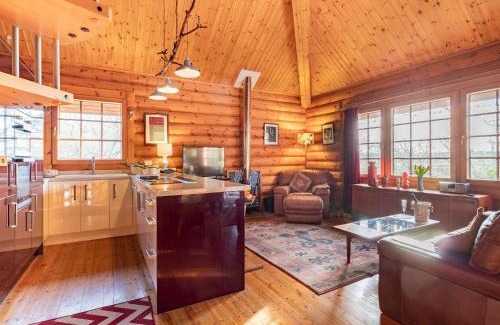 Norwich Casa | Grebe Lodge Lodge 6