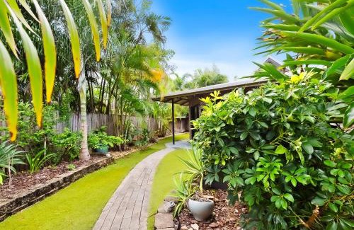 Trinity Beach Casa | Green Cottage