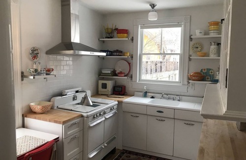 Munjoy Hill Casa | Green Goddess - Single family - Munjoy Hill