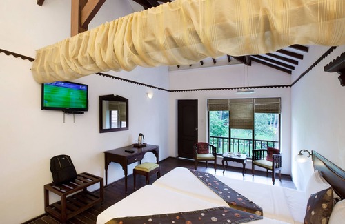 Palavakkam Hotel | Green Meadows Resort