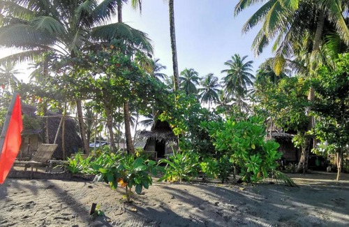 Quezon Hotel | Green villa beach resort