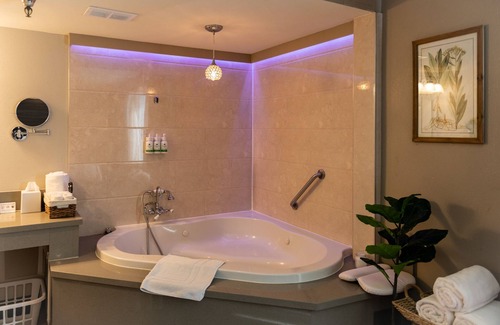 Alhambra Hotel | GreenTree Inn & Suites Alhambra