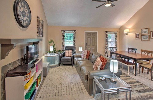 Greenville - Spartanburg Cabaña | NEW! Greenville Cottage w/ Private Backyard & Deck