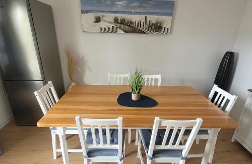 Oftersheim Apartamento | Große,Schöne FeWo nähe Schwetzingen-Hockenheim 3 Zimmer mit Balkon