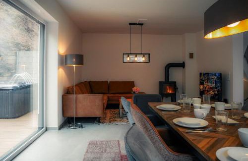 Otterberg Villa | Große Stadtvilla mit Whirlpool