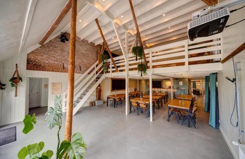 Nijhuizum Casa | Groepsaccommodatie Fries en Fruitig Nijhuizum