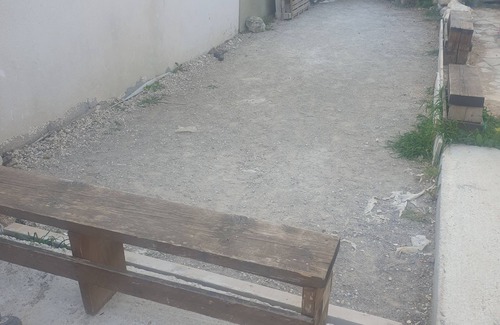 Restinclieres Casa | Ground-floor accommodation in a large house with private pool