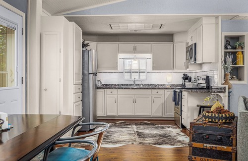 Gruene Cabaña | Gruene Country Cottage, a solo 1 milla de Gruene y 1/2 milla del río Guadalupe