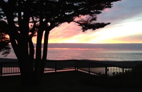 Gualala Hotel | Gualala Surf Inn on the ocean bluff