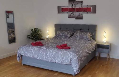 Newbury Casa | Guest House at 160 London Road