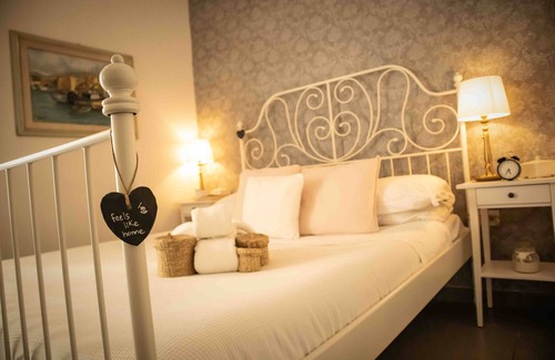 Alghero Cama Y Desayuno | Guest House Camilla