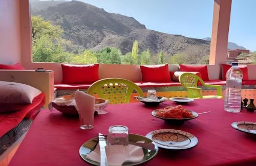 Ait Tamlil Cabina | Guest House Imdoukal