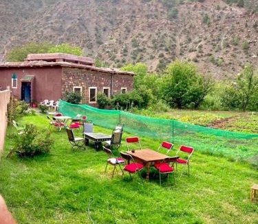 Ait Tamlil Cabina | Guest House Imdoukal