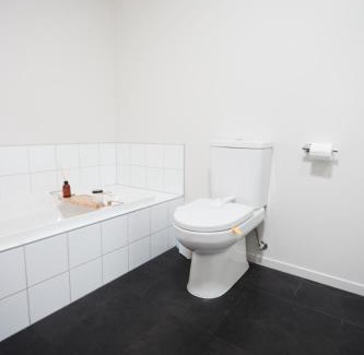 Lower Shotover Casa | Guest House in Queenstown, New Zealand