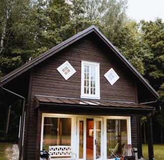 Jaunzemi Casa | Guest House Mednieki