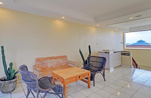 Raya Kuta Hotel | Guest House Simalem