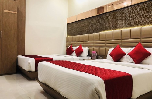 Dharavi Hotel | Guest Inn Residency