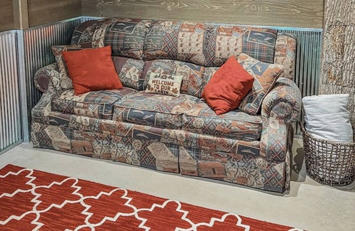 Canton Cabina | Guest suite in A-frame cabin with private entrance/private bath