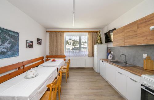 Zdiar Casa | Guesthouse Cyprian