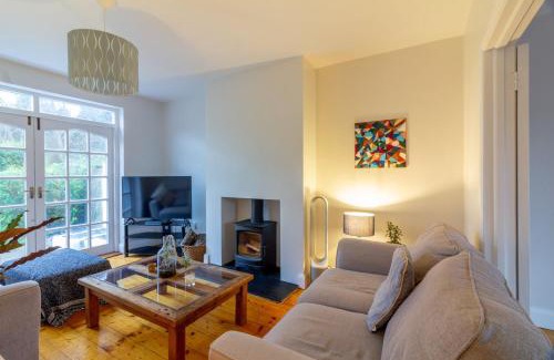 Rathfarnham Casa | GuestReady - Serene Haven near Castle Golf Club