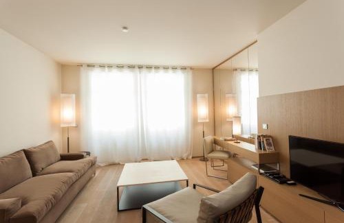 Ville Haute Apartamento | Guillaume Suites