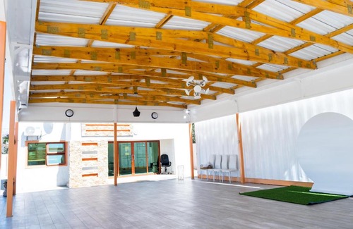 Gaborone Villa | Gukurume