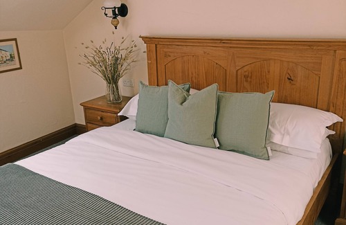 Nantgarw Cama Y Desayuno | Gwaelod Y Garth Inn