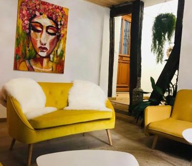 Mirepoix Cama Y Desayuno | Hôte Labyrinthe lit 180 cm salle de bain, petit dej compris