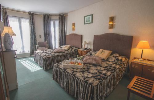 Laon Hotel | Hôtel De La Banniere De France