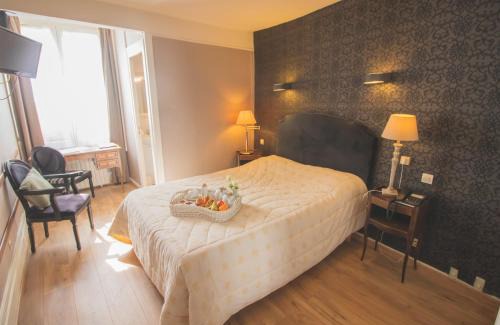 Laon Hotel | Hôtel De La Banniere De France