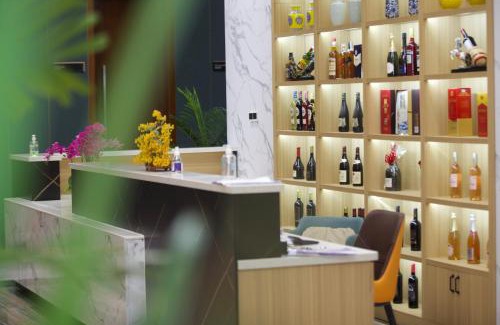 Angre Hotel | Hôtel FAMILLE MONDIALE