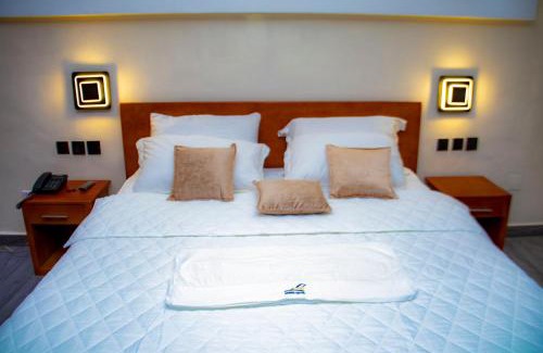 Littoral Department Hotel | Hôtel L'apéro