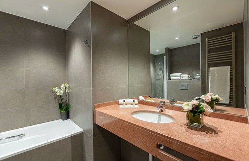 Antony Hotel | Hôtel Montbriand Antony