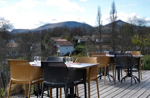 Larressore Hotel | Hôtel Restaurant Aldaburua