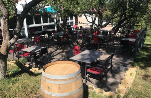 Ceyrat Hotel | Hôtel Restaurant L'Artière