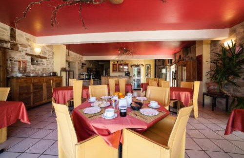Causse-et-Diege Hotel | Hôtel Restaurant Le Mûrier de Viels - Grand Figeac