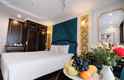 Trung Hoa Nhan Chinh Hotel | Hồng Vận Hotel