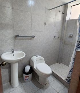 Cajamarca Casa | Habitación amplia con cocina