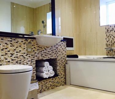 West Bay Hotel | Haddon House Hotel