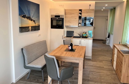 Lobstaedt Apartamento | Hainer See, modern, spacious vacation apartment with lake view, 25 meters to the lake