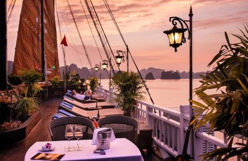 Bai Chay Alquiler De Eote | Halong Victory Boutique Cruise