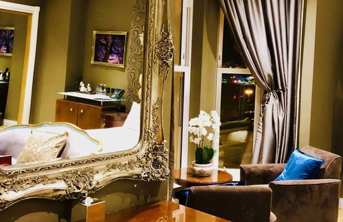 Douglas Hotel | Halvard Hotel