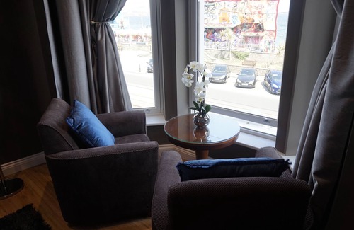 Douglas Hotel | Halvard Hotel