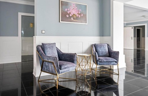 Bullenhausen Villa | Hamburg Beach House